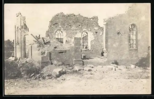 Foto-AK Morgemoulin, Église en ruines après les combats