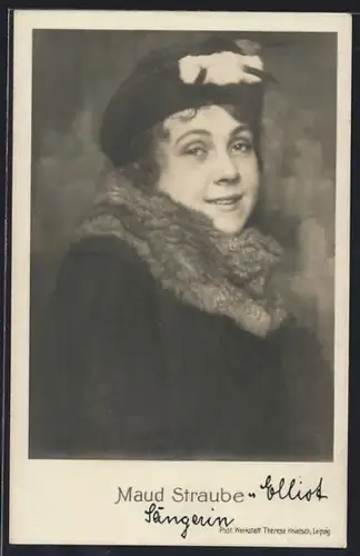 AK Maud Straube-Elliot, Portrait