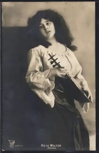 AK Reta Walter als Mignon mit Mandoline