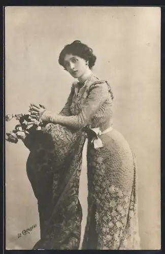 AK Opernsängerin La Cavalieri im Spitzenkleid