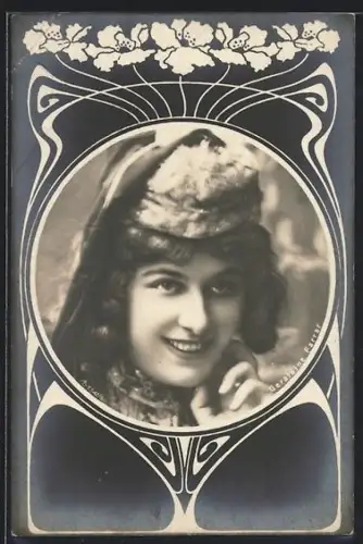 AK Geraldine Farrar, Portrait, Ornament-Rahmen