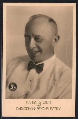 AK Opernsänger Harry Steier mit freundlichem Lächeln