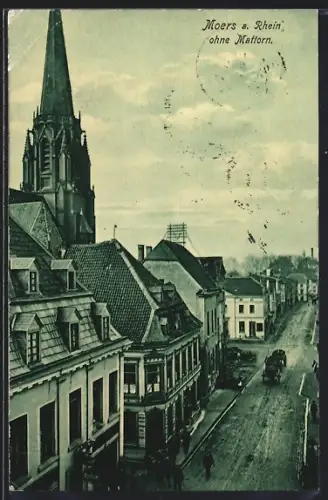 AK Moers a. Rhein, Strassenpartie mit Kirche aus der Vogelschau