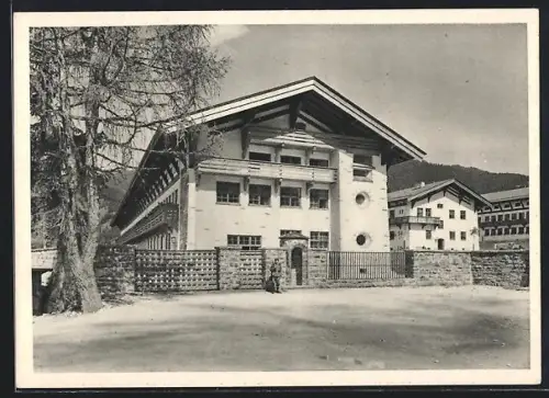 AK Oberammergau, General v. Hötzendorff-Kaserne, Soldat davor