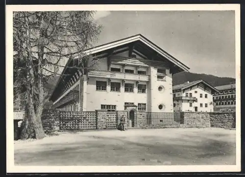 AK Oberammergau, General v. Hötzendorff-Kaserne, Soldat davor