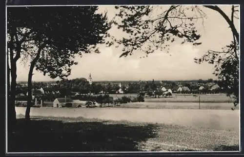AK Ortrand, Blick über Felder auf den Ort