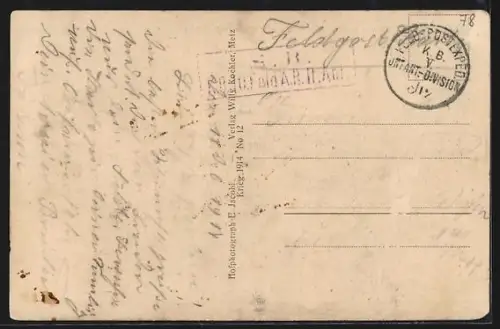 AK Conflans, Pont reconstruit par nos pionniers avec des soldats posant sur et autour de la structure