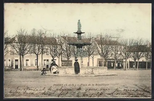AK Poissy /S.-et-O., Place de la République avec fontaine et passants