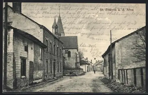AK St. Etienne a. d. Arne, Strassenpartie im Ort