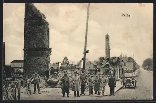 AK Rethel, Deutsche Besatzungstruppen in der zerstörten Stadt