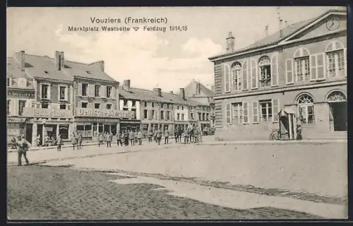 AK Vouziers, Westseite des Marktplatzes mit Geschäft Deutscher Laden u. Gasthaus Deutsche Bierquelle