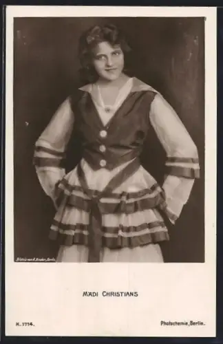 AK Schauspielerin Mädi Christians im Kleid posierend