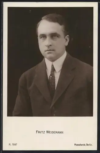 AK Schauspieler Fritz Weidemann mit ernstem Blick