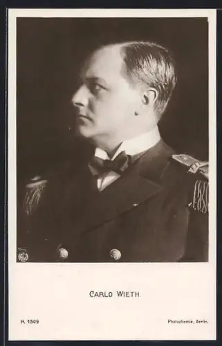 AK Schauspieler Carlo Wieth im Kostüm einer Filmrolle