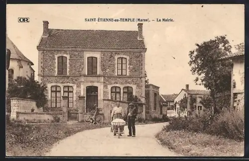 AK Saint-Étienne-au-Temple /Marne, La Mairie