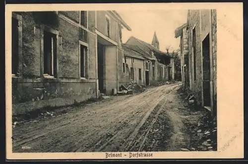 AK Brimont, Rue du village avec bâtiments anciens