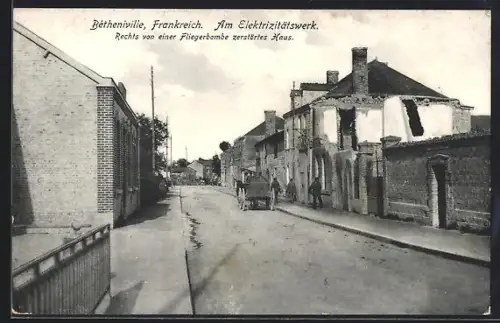 AK Béthenville, Près de l`usine électrique, maison détruite par une bombe aérienne