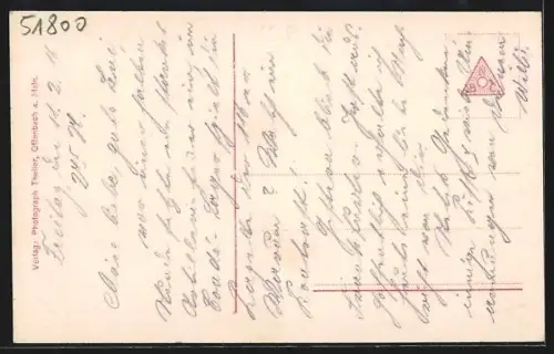 AK Binarville, Église vue de face avec bâtiments environnants