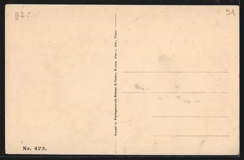 AK Warmeréville, Rue principale avec passants et bâtiments anciens