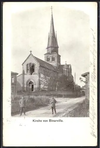 AK Binarville, Église du village avec deux personnes sur le chemin