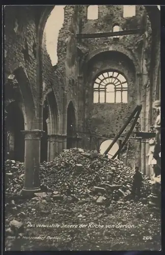 AK Servon, L`intérieur en ruines de l`église de Servion