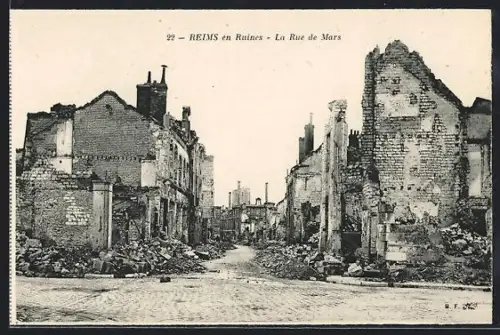AK Reims, Reims en Ruines, La Rue de Mars