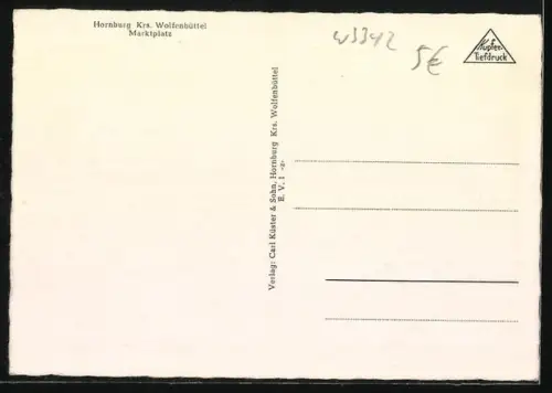 AK Hornburg /Wolfenbüttel, Marktplatz mit geparktem Auto
