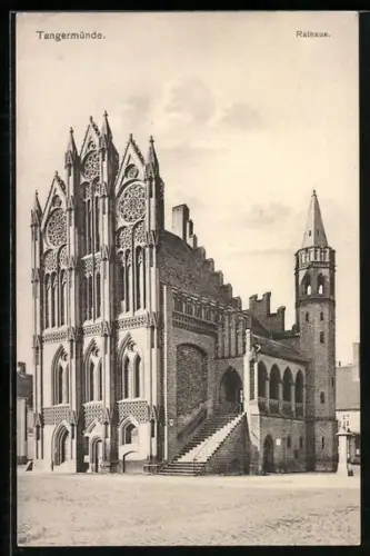 AK Tangermünde, Blick zum Rathaus