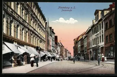 AK Naumburg a. S., Jacobstrasse mit Geschäften und Passanten
