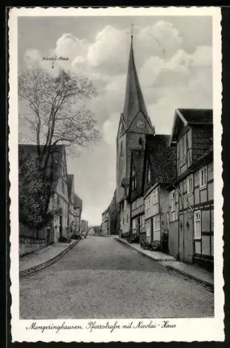 AK Mengeringhausen, Pfarrstrasse mit Nicolai-Haus