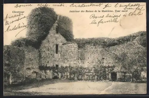 AK Chevreuse, Intérieur des Ruines de la Madeleine, Tour ouest