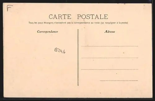 AK Beaulieu /Corrèze, Rue Nationale animée avec passants et commerces