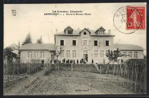AK Ambrugeat /Corrèze, Mairie et Maison d`École