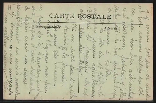 AK Benayes, L`Église et la Place