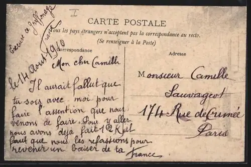 AK Saint-Angel /Corrèze, Rue Neuve animée avec des habitants et un hôtel à gauche