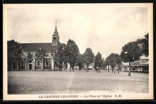 AK La Garenne-Colombes, La Place et l`Église