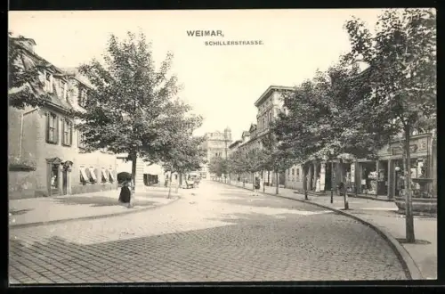 AK Weimar / Thüringen, Schillerstrasse mit Geschäften