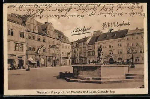 AK Weimar / Thüringen, Marktplatz mit Brunnen und Lucas-Cranach-Haus