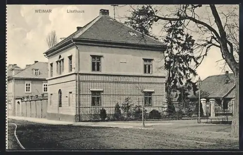 AK Weimar / Thüringen, Liszthaus mit Strassenpartie
