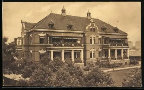 AK Berlin-Britz, Kreiskrankenhaus mit Grünanlagen