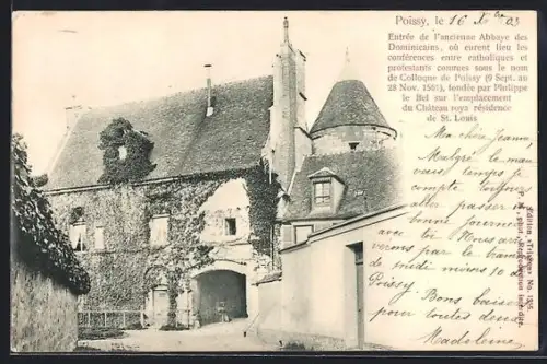 AK Poissy, Entrée de l`ancienne Abbaye des Dominicains avec tours et lierre sur les murs
