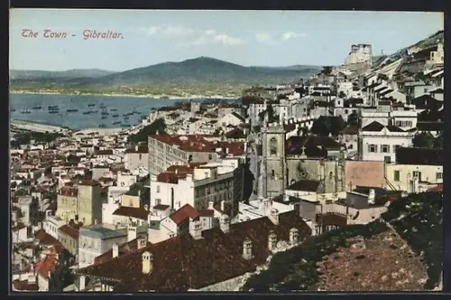 AK Gibraltar, The Town