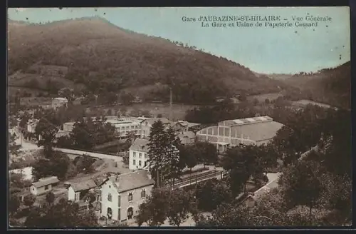 AK Aubazine-St-Hilaire, Vue générale de la gare et usine de l`apeterie Cassard