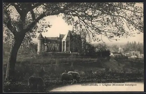 AK Saint-Angel, L`Église, Monument historique, et paysage environnant