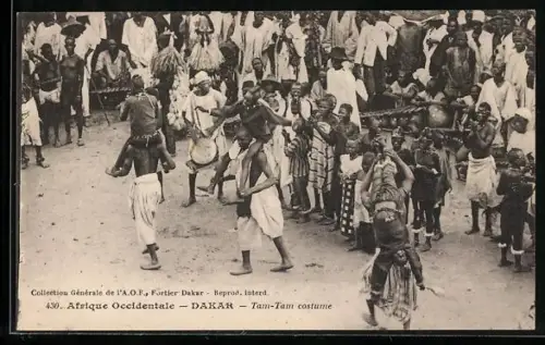 AK Dakar, Tam-Tam costume