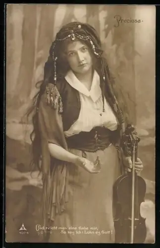 AK Preciosa, Bettlerin in Tracht mit einer Geige