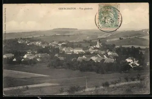 AK Courchaton, Vue générale du village dans le paysage rural