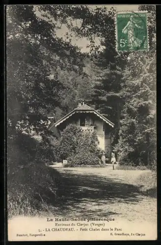AK La Chaudeau /Vosges, Petit chalet dans le parc