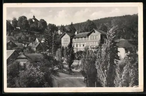 AK Bad Elgersburg, Blick zum Eisenbahnererholungsheim mit Schloss