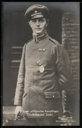 Foto-AK Sanke Nr. 591: Unser erfolgreicher Kampfflieger Vizefeldwebel Jörke